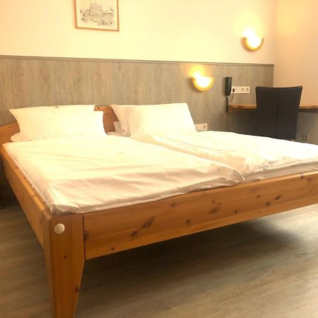 Hotel Orthwein -Kostenfreie Parkplaetze- Cölbe Eksteriør bilde