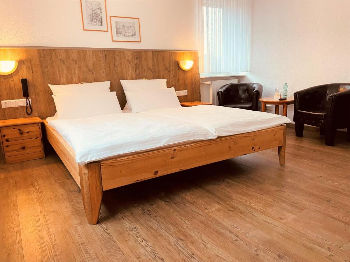 Hotel Orthwein -Kostenfreie Parkplaetze- Cölbe Eksteriør bilde