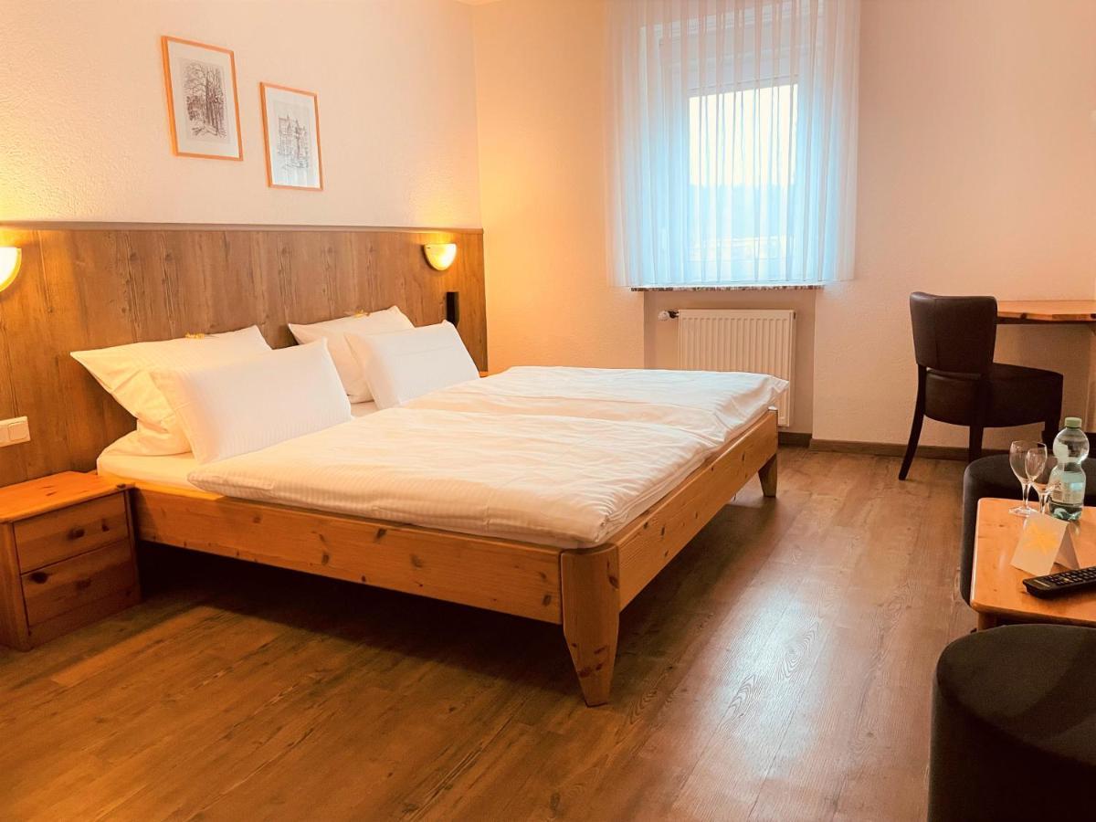 Hotel Orthwein -Kostenfreie Parkplaetze- Cölbe Eksteriør bilde